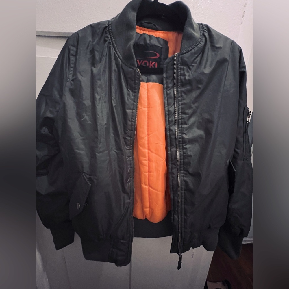 Bomber jacket